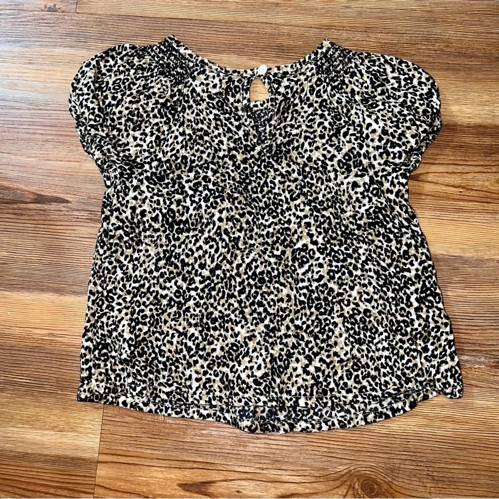 Old Navy little girl leopard top size 5T